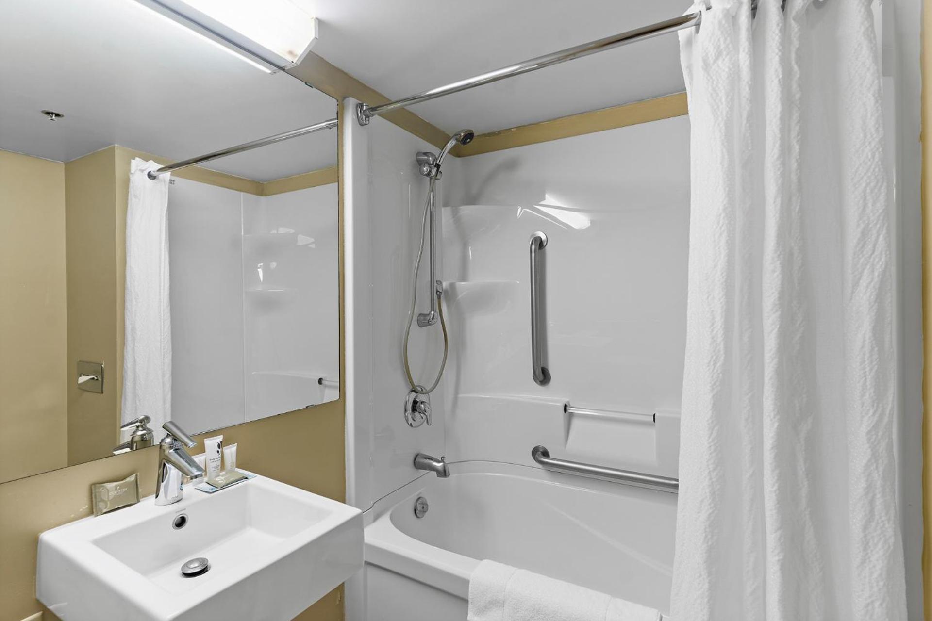 Country Inn & Suites By Radisson, Saskatoon, Sk Exteriör bild
