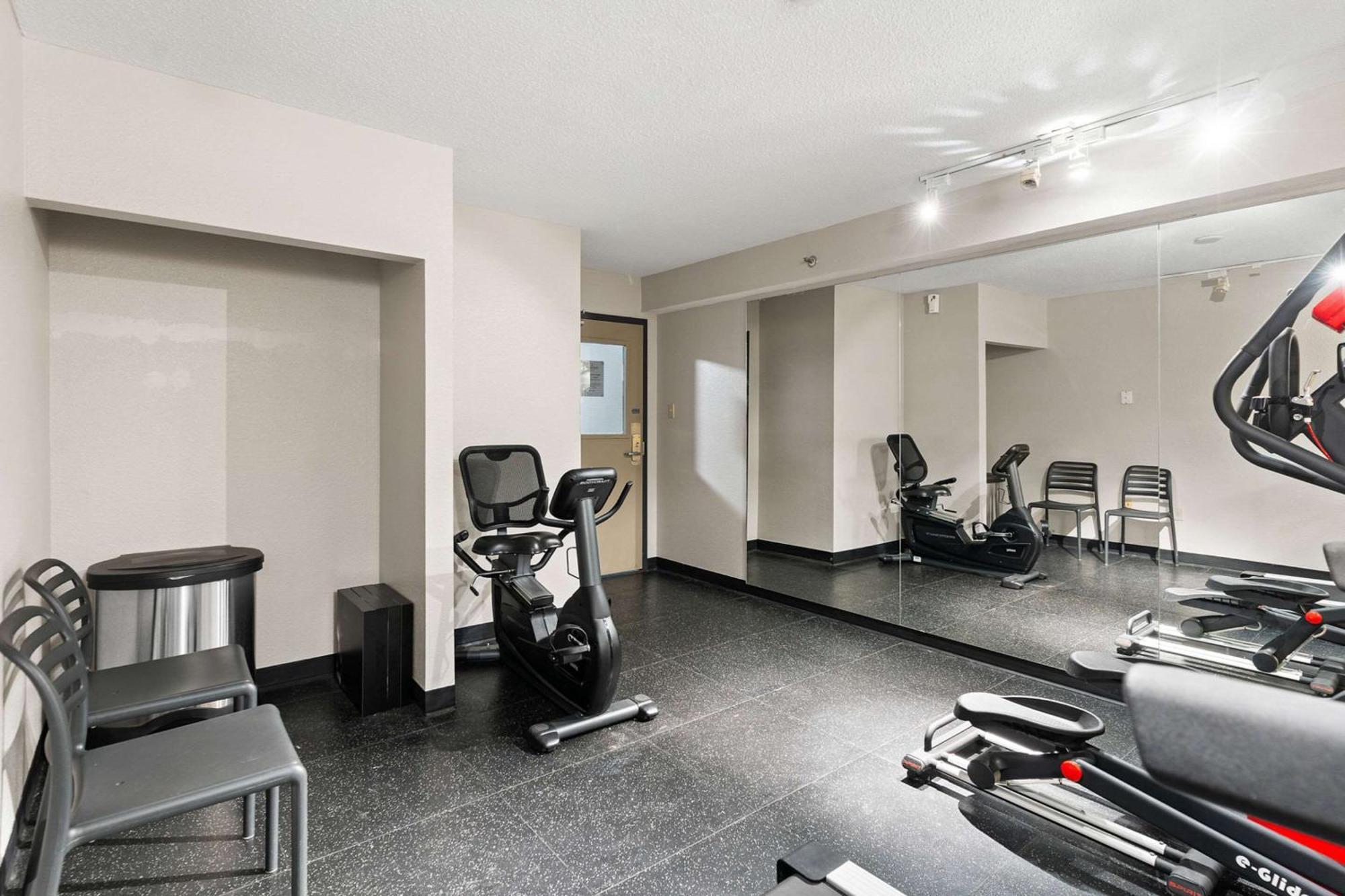 Country Inn & Suites By Radisson, Saskatoon, Sk Exteriör bild