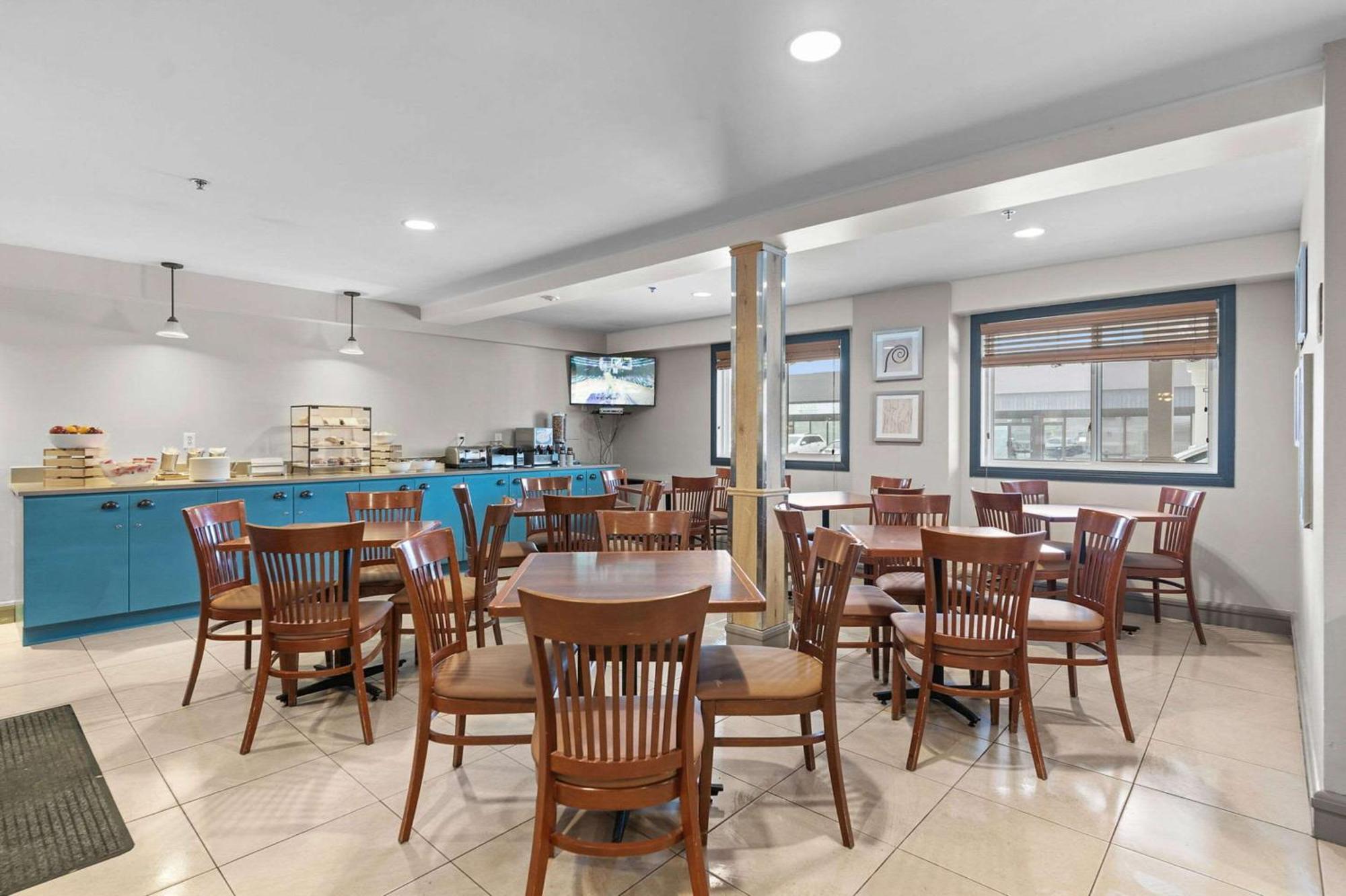 Country Inn & Suites By Radisson, Saskatoon, Sk Exteriör bild