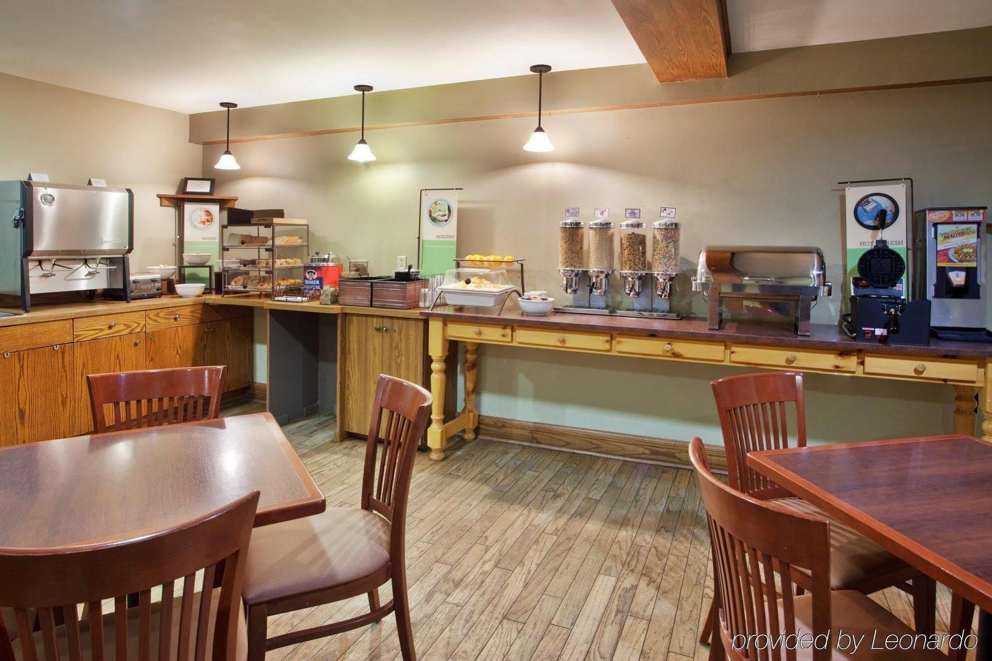 Country Inn & Suites By Radisson, Saskatoon, Sk Exteriör bild